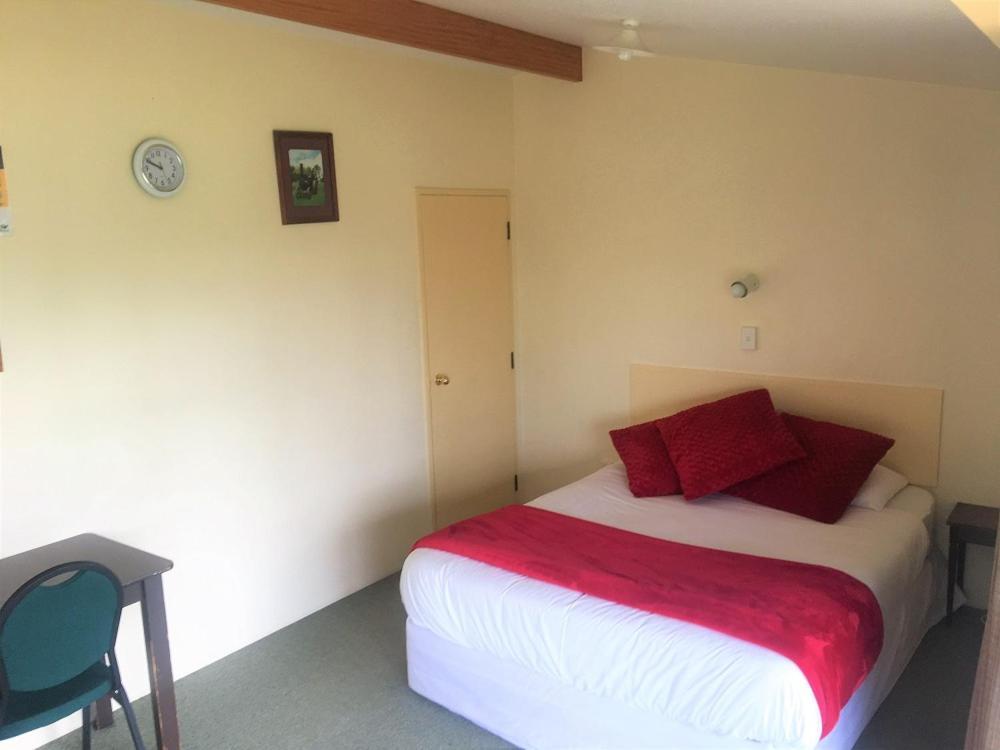 Otorohanga Kiwi Holiday Park מראה חיצוני תמונה