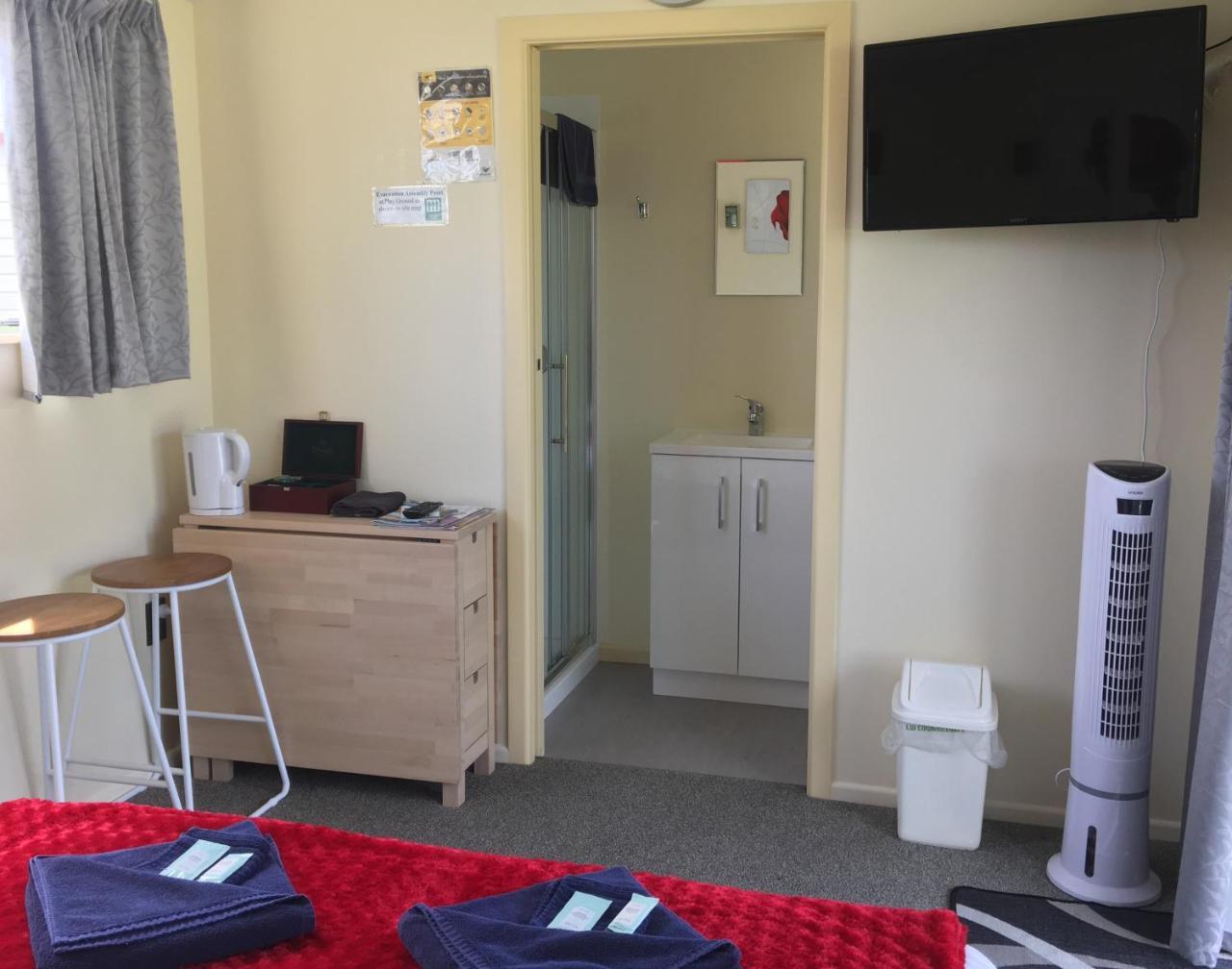 Otorohanga Kiwi Holiday Park מראה חיצוני תמונה